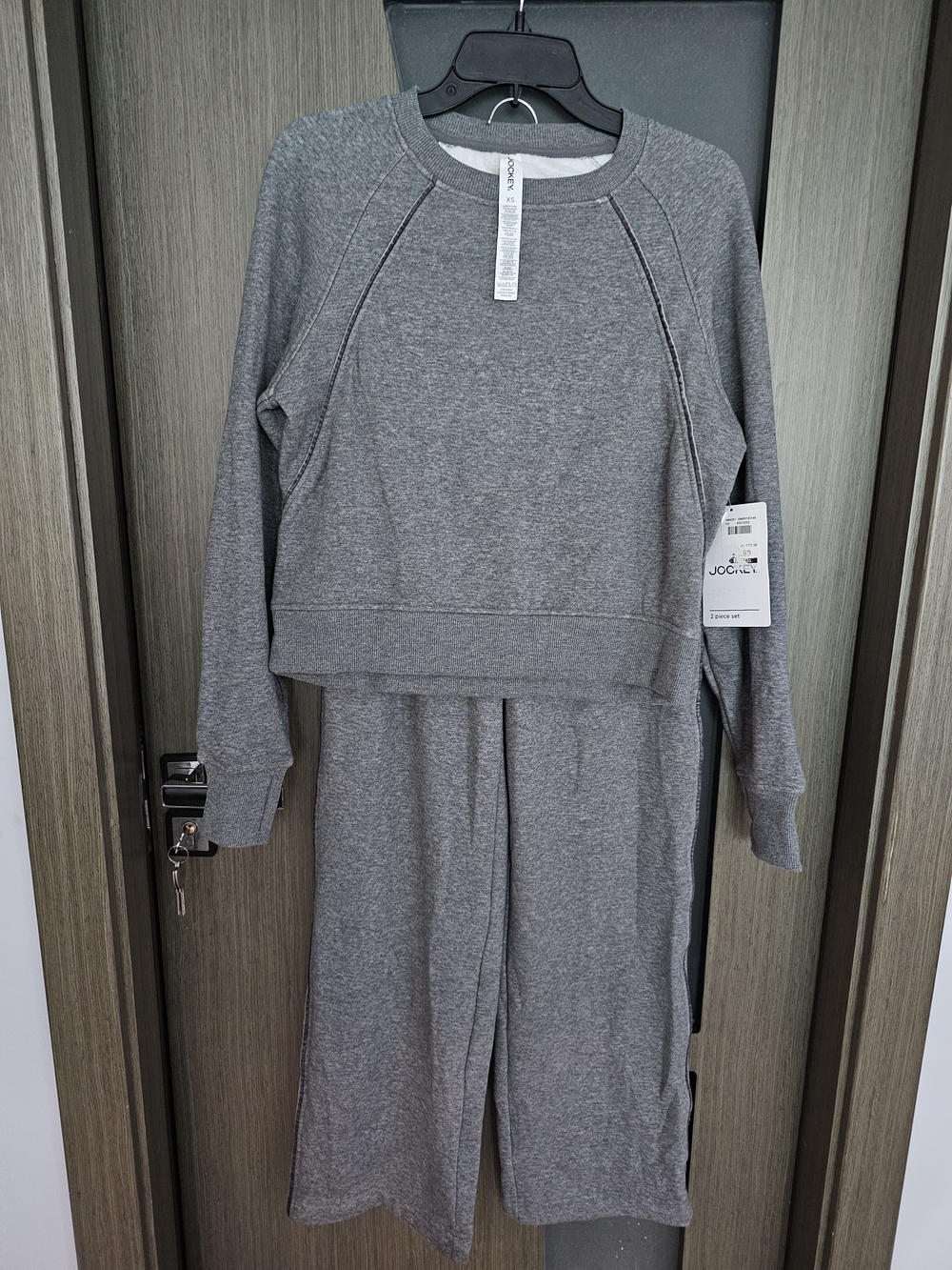 Jockey Women's Gray 2 Piece Activewear Set Tracksuit Jogger Pants Sweatshirt XS